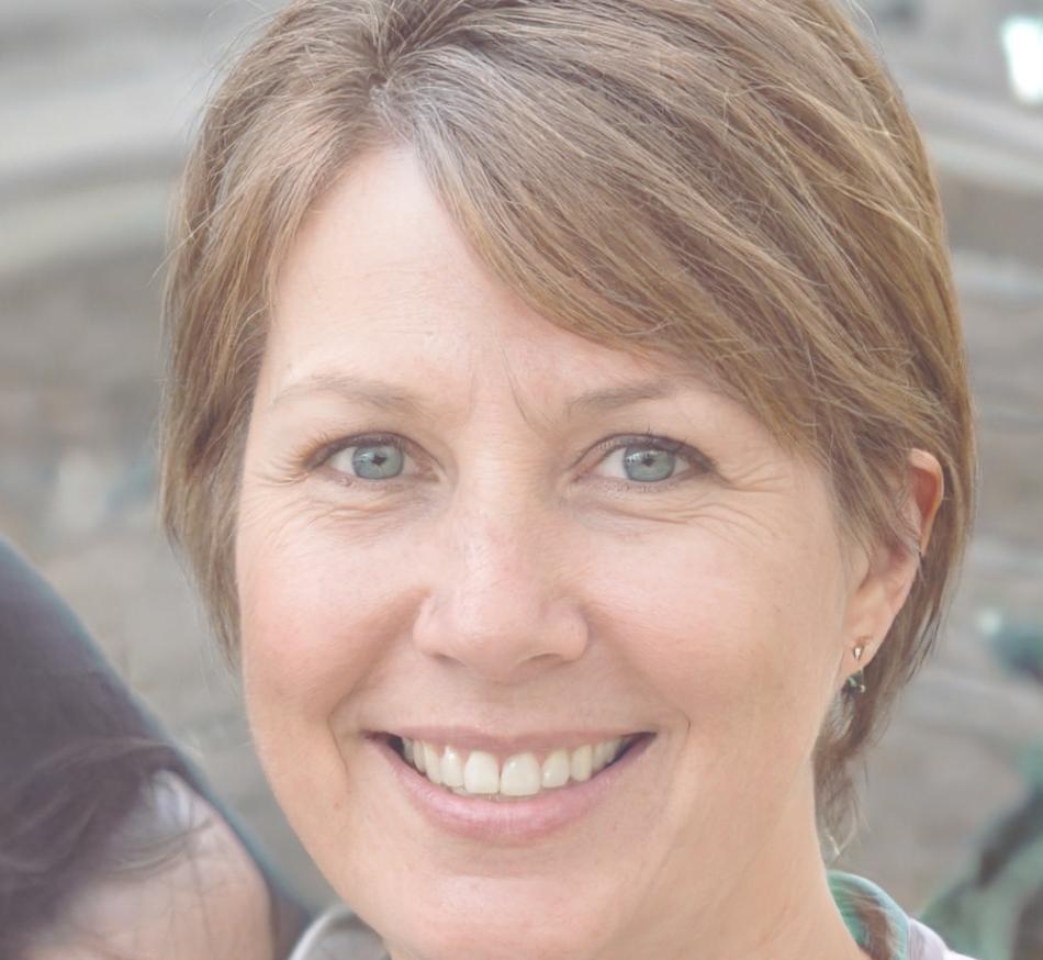 Delphine Hartwell, Principal Financial Strategist